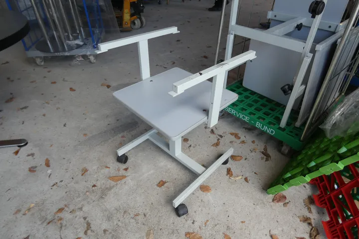 Rolltisch/Gestell
